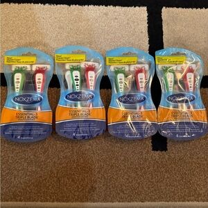 4 Noxzema Essential 3 Triple Blade 4 Packs